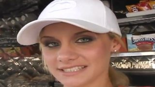 原神妮露被奖励的半死不活气质女神模特身材咪咪很粉嫩，双手搓奶子太骚了